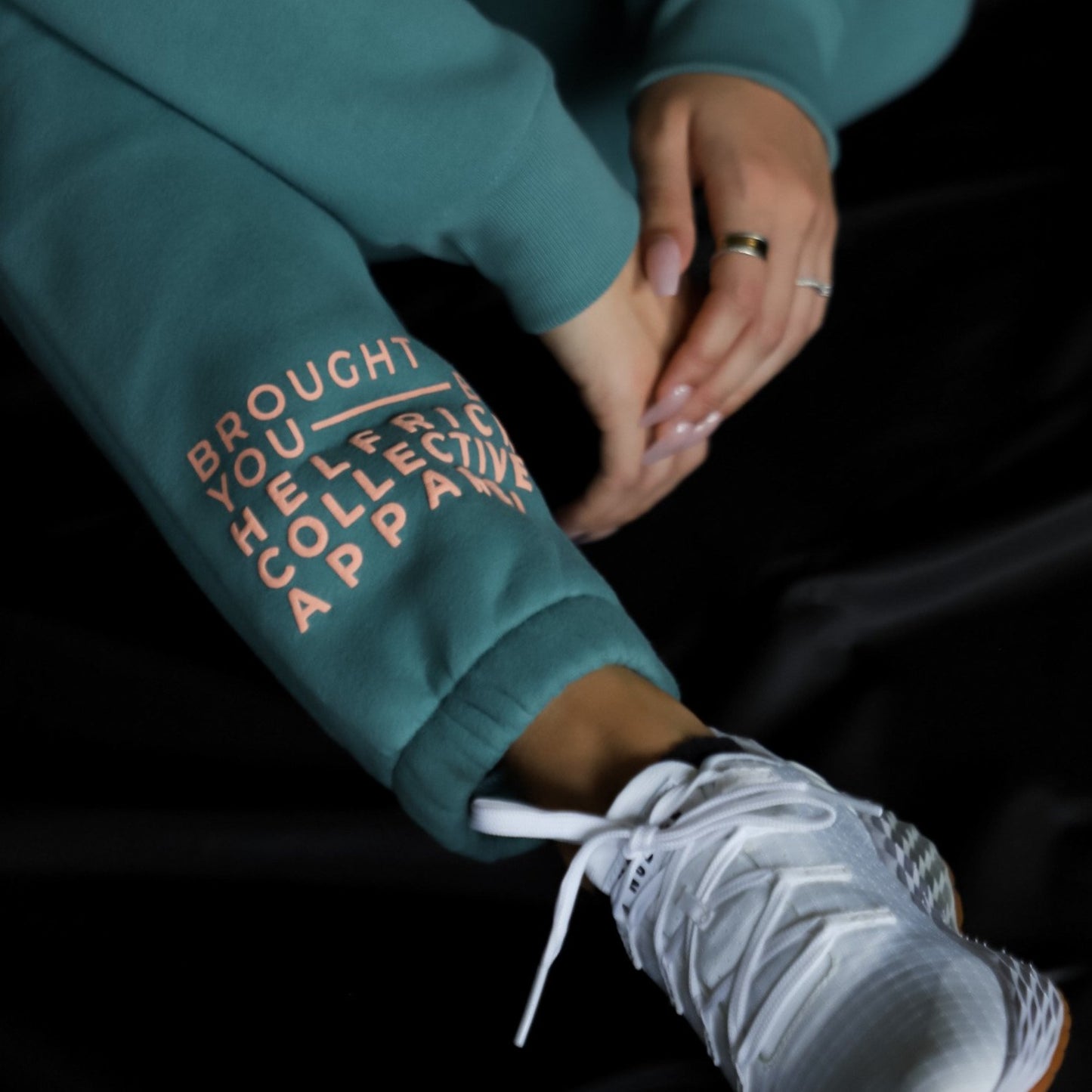 IT'S NOT THAT SERIOUS SWEATS
